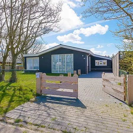 Familiehuis Westenwind - Aan Zee יוליאנאדורפ