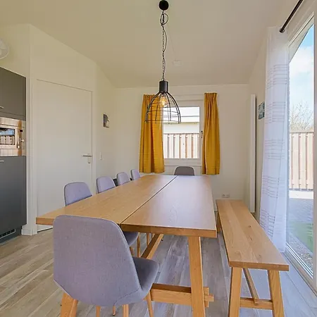 Familiehuis Westenwind - Aan Zee Nyaraló *