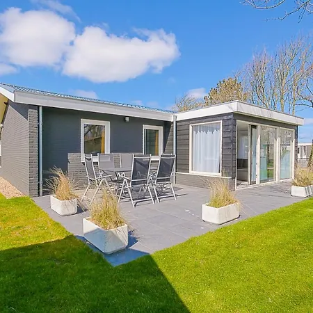 Familiehuis Westenwind - Aan Zee * יוליאנאדורפ