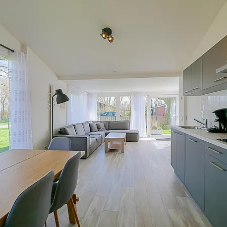 Familiehuis Westenwind - Aan Zee *